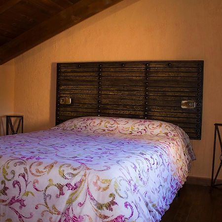 أوسا دي مونتيل Casas Rurales Con Jacuzzi Quijote Y Sancho المظهر الخارجي الصورة