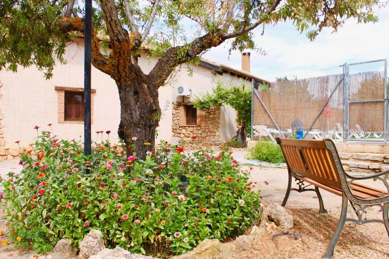 أوسا دي مونتيل Casas Rurales Con Jacuzzi Quijote Y Sancho المظهر الخارجي الصورة