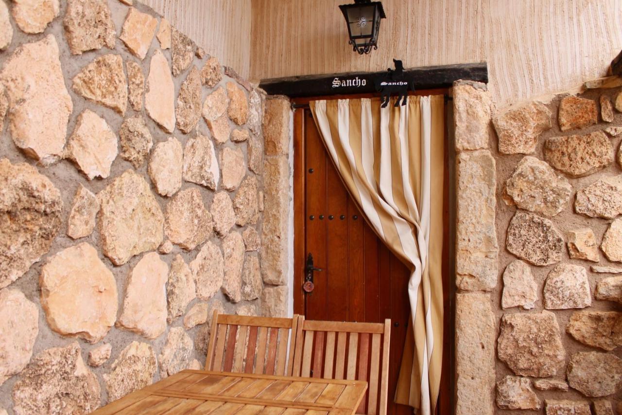 أوسا دي مونتيل Casas Rurales Con Jacuzzi Quijote Y Sancho المظهر الخارجي الصورة